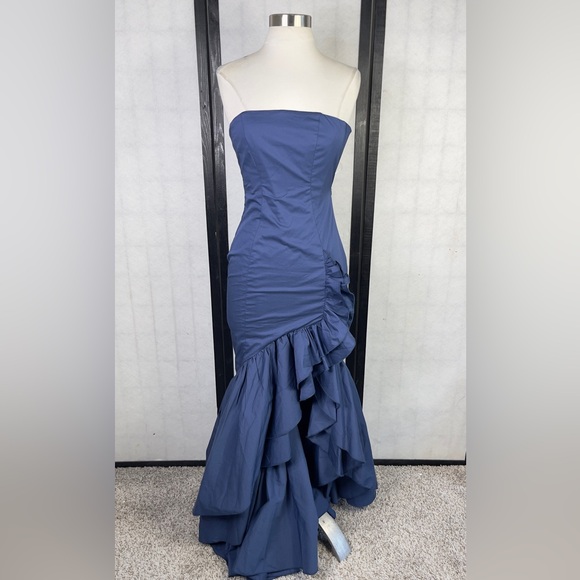 Babyboo ANGELINA MAXI DRESS Navy Maxi Dress. Size: XS - Picture 5 of 13